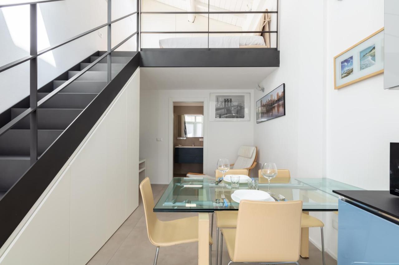 Ecoloft Apartment - Best Choice - By Host4U Болоня Екстериор снимка